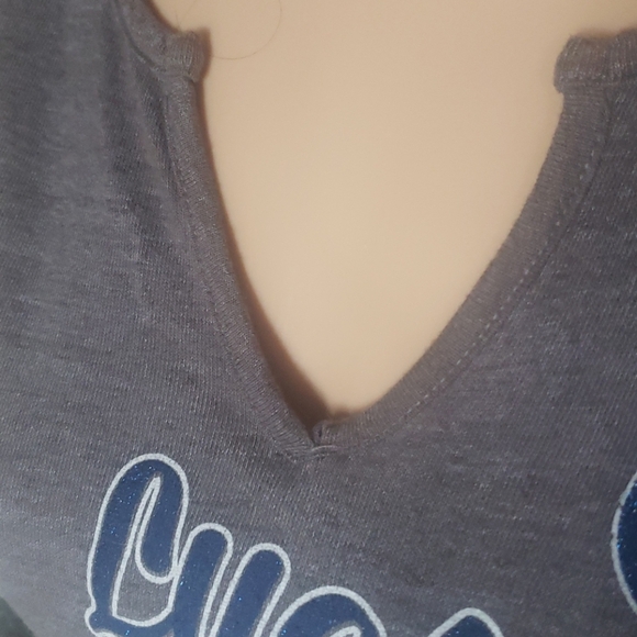 Indianapolis Colts ladies gray v-neck horseshoe - Picture 4 of 8